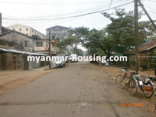 မြန်မာအိမ်ခြံမြေ - ရောင်းမည် property - No.1547 - N/A - View of the street.