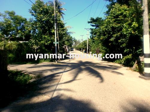 Myanmar real estate - for sale property - No.1642 - Landed house for sale in Parami Yeikthar Housing ! - view of the road