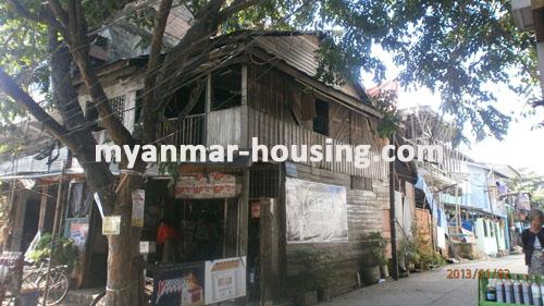缅甸房地产 - 出售物件 - No.1685 - Easy for transportation in Mayangone! - Infront view of the house.