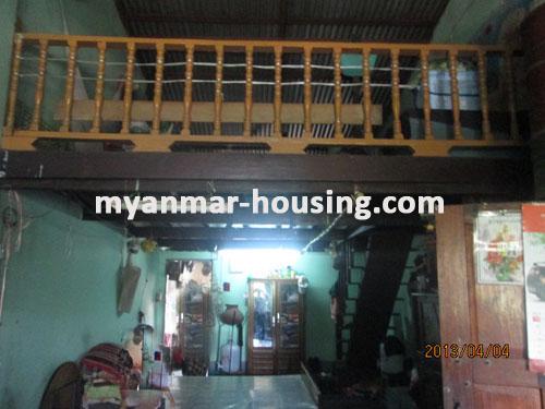 缅甸房地产 - 出售物件 - No.1805 - Apartment available for sale in a good location in Hlaing. - View of the inside.