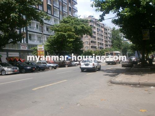 缅甸房地产 - 出售物件 - No.1857 - Nice Pent  house  for sale in Down Town ! - View  of the road.