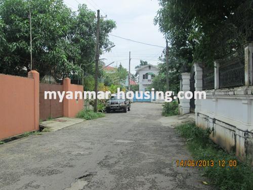 Myanmar real estate - for sale property - No.1897 - Good landed house for sale in Kamayut Township ! - View of the street .