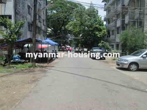 မြန်မာအိမ်ခြံမြေ - ရောင်းမည် property - No.1949 - N/A - View of the street .