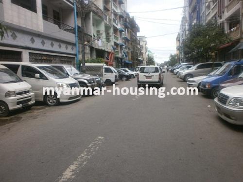 မြန်မာအိမ်ခြံမြေ - ရောင်းမည် property - No.2051 - N/A - View of the  road .