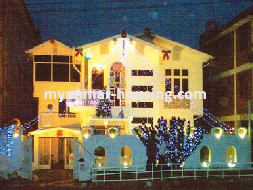 Myanmar real estate - for sale property - No.2054 - A good house with luxury to sale on Moe Kaung Road! - Infront view of the house.