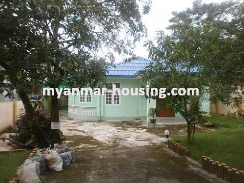 ミャンマー不動産 - 売り物件 - No.2091 - A  nice landed house for sale in Mayangone! - Infront side of the building.