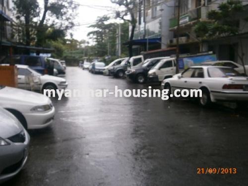 မြန်မာအိမ်ခြံမြေ - ရောင်းမည် property - No.2133 - N/A - View of the  road .