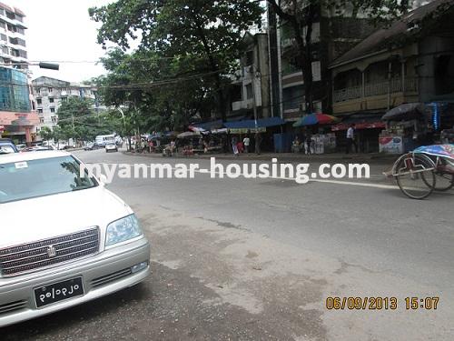 မြန်မာအိမ်ခြံမြေ - ရောင်းမည် property - No.2205 - N/A - View of the road.