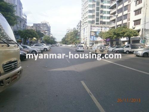 缅甸房地产 - 出售物件 - No.2249 - Nice location for Sale  in Lanmadaw ! - View of the road.