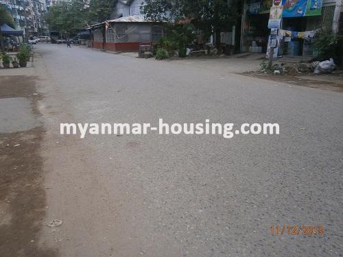 မြန်မာအိမ်ခြံမြေ - ရောင်းမည် property - No.2282 - N/A - View of the street.