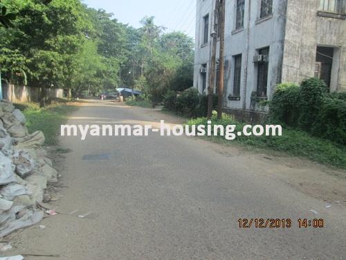 မြန်မာအိမ်ခြံမြေ - ရောင်းမည် property - No.2293 - N/A - View of the street.