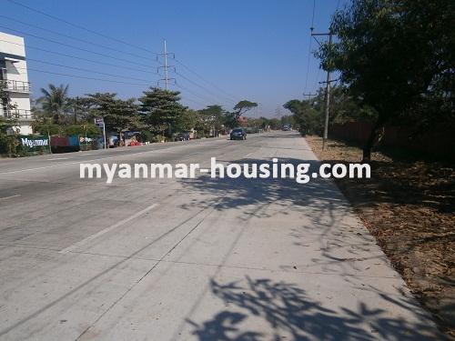 Myanmar real estate - for sale property - No.2389 - House around park in Tharketa! - View of the road.