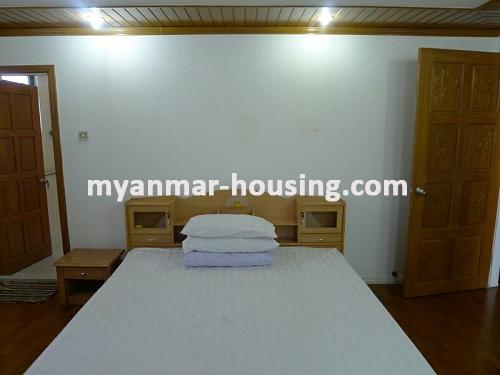 မြန်မာအိမ်ခြံမြေ - ရောင်းမည် property - No.2393 - ပြင်ဆင်ပြီးအခန်းကောင်းတစ်ခန်းပုလဲကွန်ဒိုတွင်ရောင်းရန်ရှိသည်။ - view of the master bedroom