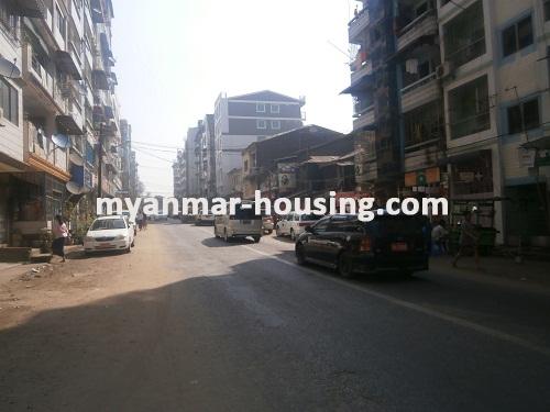 缅甸房地产 - 出售物件 - No.2415 -  An apartment for sale is available in Sanchaung Township. - View of the road.