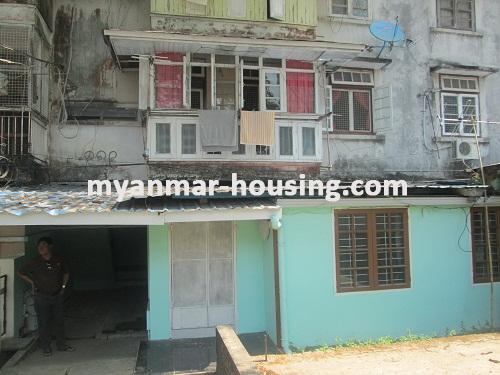 မြန်မာအိမ်ခြံမြေ - ရောင်းမည် property - No.2468 - N/A - View of the front building.