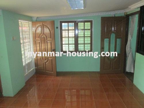 မြန်မာအိမ်ခြံမြေ - ရောင်းမည် property - No.2468 - N/A - View of the floor.and room.