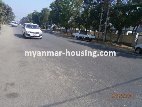 မြန်မာအိမ်ခြံမြေ - ရောင်းမည် property - No.2475 - N/A - View of the Street.