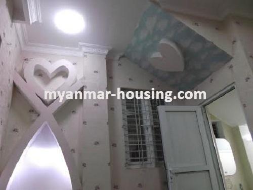 မြန်မာအိမ်ခြံမြေ - ရောင်းမည် property - No.2490 - N/A - View of the design of wall paper.