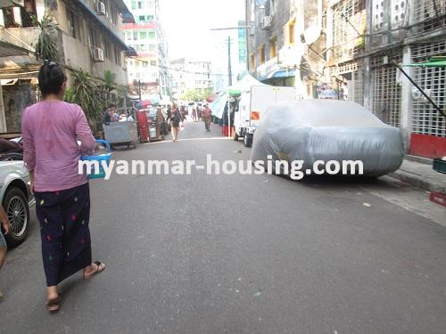 မြန်မာအိမ်ခြံမြေ - ရောင်းမည် property - No.2513 - N/A - View of the road.
