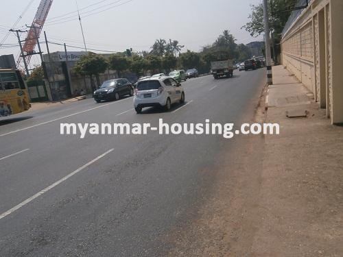 မြန်မာအိမ်ခြံမြေ - ရောင်းမည် property - No.2522 - N/A - View of the street.