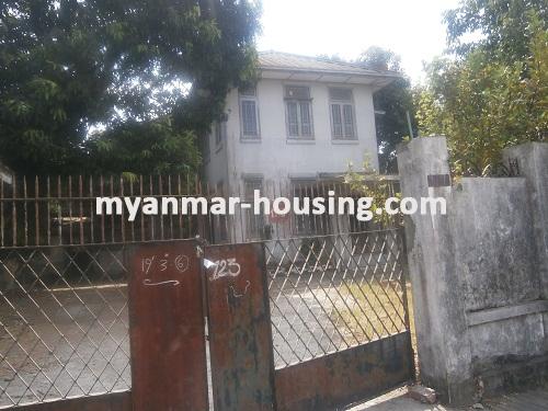 缅甸房地产 - 出售物件 - No.2543 - Normal landed house for sale in Bahan! - View of the house.