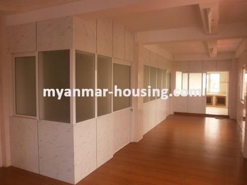 မြန်မာအိမ်ခြံမြေ - ရောင်းမည် property - No.2603 - N/A - View of the well-renovated room.