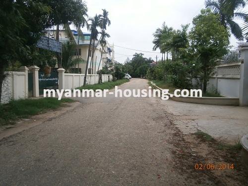 မြန်မာအိမ်ခြံမြေ - ရောင်းမည် property - No.2614 - N/A - View of the road.