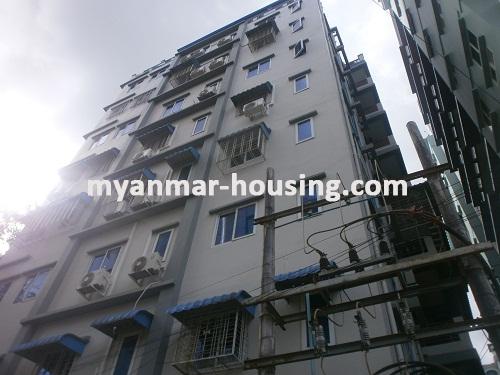 缅甸房地产 - 出售物件 - No.2616 - Nice condo for sale in downtown! - Close view of the building.