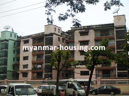 ミャンマー不動産 - 売り物件 - No.2692 - Shwe Inn Ginn housing near Thuwana stadium for sale! - Front view of the building.