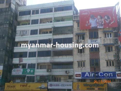 缅甸房地产 - 出售物件 - No.2703 - Wide apartment for sale in Mayangone Township, - Front view of the building.