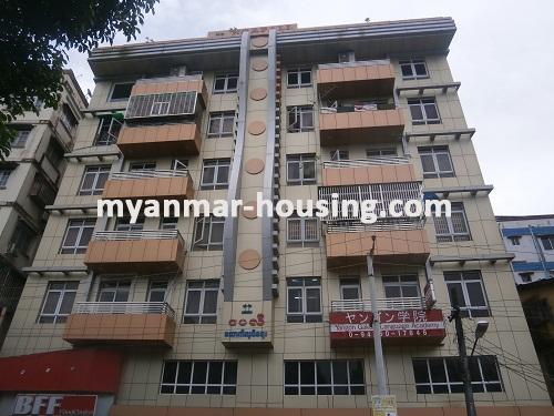 ミャンマー不動産 - 売り物件 - No.2767 - Condo for sale in expats area available! - Front view of the building.