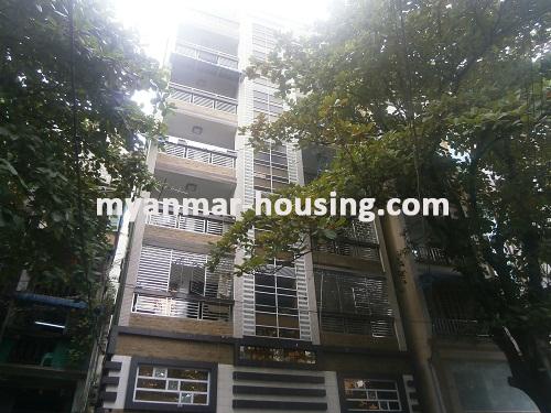 ミャンマー不動産 - 売り物件 - No.2778 - An apartment for sale in business area available! - Front view of the building.