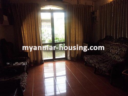 缅甸房地产 - 出售物件 - No.2791 - Nice house for sale in Kamaryut area! - View of the living room.