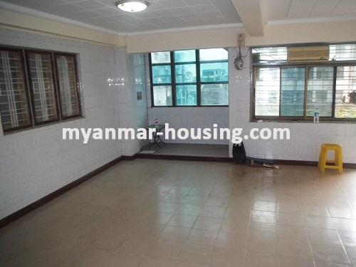 缅甸房地产 - 出售物件 - No.2821 - Nice and decorated apartment for sale! - inside view