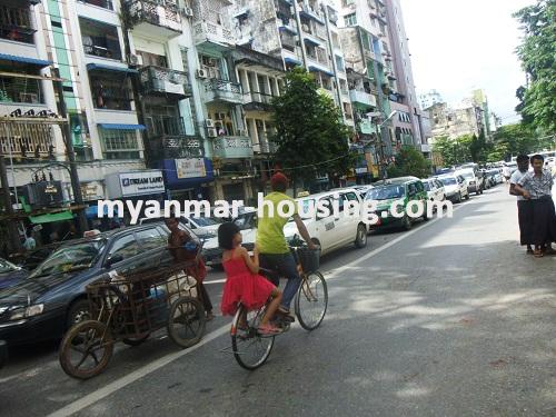 Myanmar real estate - for sale property - No.2827 - A wide apartment in the heart of the city! - view of the street