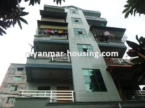 缅甸房地产 - 出售物件 - No.2832 - An apartment near strand road with fair price available! - View of the building.
