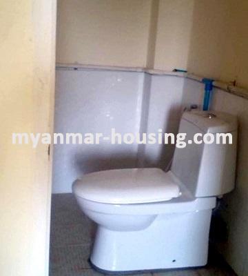 မြန်မာအိမ်ခြံမြေ - ရောင်းမည် property - No.2835 - တိုက်သစ်အခန်းကျယ်တစ်ခန်းသာကေတရုပ်ရှင်ရုံအနီးတွင်ရောင်းရန်ရှိသည်။ - 