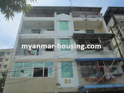 မြန်မာအိမ်ခြံမြေ - ရောင်းမည် property - No.2865 - ှဆိတ်ငြိမ်ရပ်ကွက်တွင် တိုက်ခန်းရောင်းရန်ရှိသည်။ - View of the building.