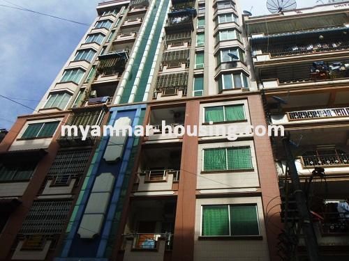 缅甸房地产 - 出售物件 - No.2875 - Very wide apartment for sale Pazundaung Township! - Front view of the building.