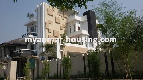 မြန်မာအိမ်ခြံမြေ - ရောင်းမည် property - No.2904 - အဆင့်မြင့်ပြင်ဆင်ထားသည့်လုံးချင်းတစ်လုံးငှားရန်ရှိသည်။ - 