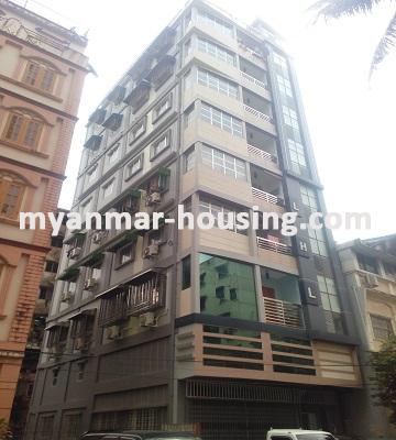 မြန်မာအိမ်ခြံမြေ - ရောင်းမည် property - No.2913 - တိုက်သစ်လိုချင်သူများအတွက် အခန်းရောင်းရန် ရှိသည်။ - View of the building
