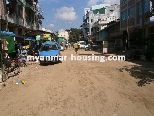 Myanmar real estate - for sale property - No.2914 - Apartment now for sale in Hlaing! - View of the street.