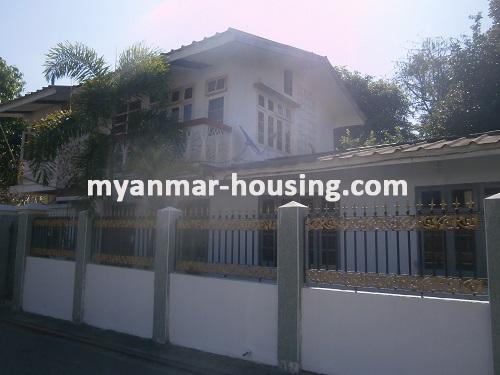 缅甸房地产 - 出售物件 - No.2928 - Landed house for sale in near Pyay road. - View of the house.