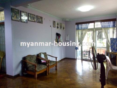 မြန်မာအိမ်ခြံမြေ - ရောင်းမည် property - No.2990 - ပြင်ဆင်ပြီး လုံးချင်းကောင်းကောင်းတစ်လုံး FMI City ထဲတွင်ရောင်းရန်ရှိသည်။ - 