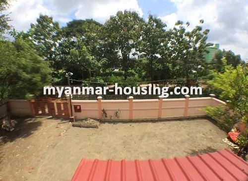 缅甸房地产 - 出售物件 - No.3006 - A Landed House for sale in Shwe Pyi Thar Township. - View of the compound
