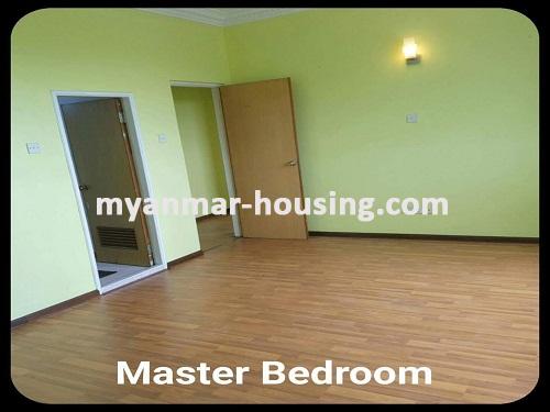 ミャンマー不動産 - 売り物件 - No.3064 - An Apartment for sale in Ocean Condo in Pazundaung Township. - View of master Bed room