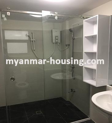 缅甸房地产 - 出售物件 - No.3069 -      A Condominium apartment for sale in Star City. - View of the Toilet and Bathroom