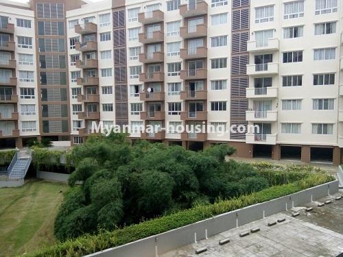 Myanmar real estate - for sale property - No.3121 - A good room for sale in Star City. - View of the building
