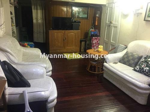 မြန်မာအိမ်ခြံမြေ - ရောင်းမည် property - No.3141 - တာမွေတွင် တိုက်ခန်းရောင်းရန် ရှိသည်။ - living room