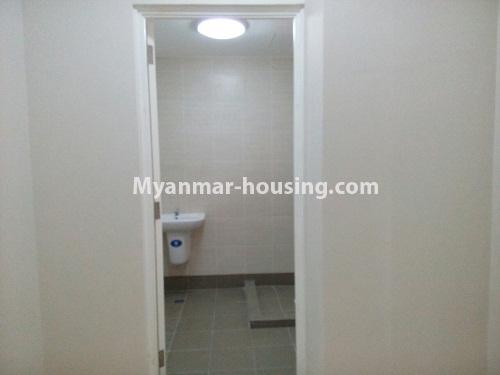 မြန်မာအိမ်ခြံမြေ - ရောင်းမည် property - No.3148 - သန်လျင် ကြယ်မြို့တော် ကွန်ဒိုတွင် အခန်းရောင်းရန် ရှိသည်။ - one bathroom